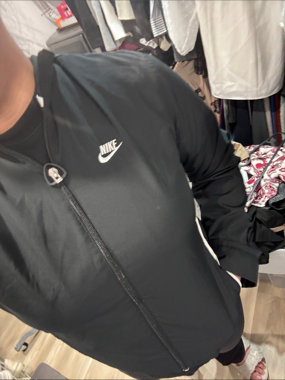 nike windbreaker 22